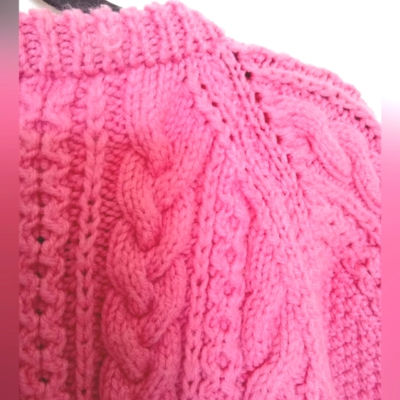 Girls Handmade Cable Knit Crew Neck Cardigan - Picture 2 of 13